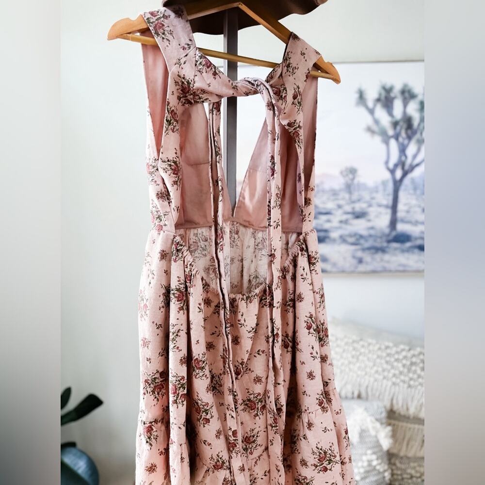 House of Harlow Blushing Blooms cottagecore babydoll floral open back mini dress - Picture 5 of 5